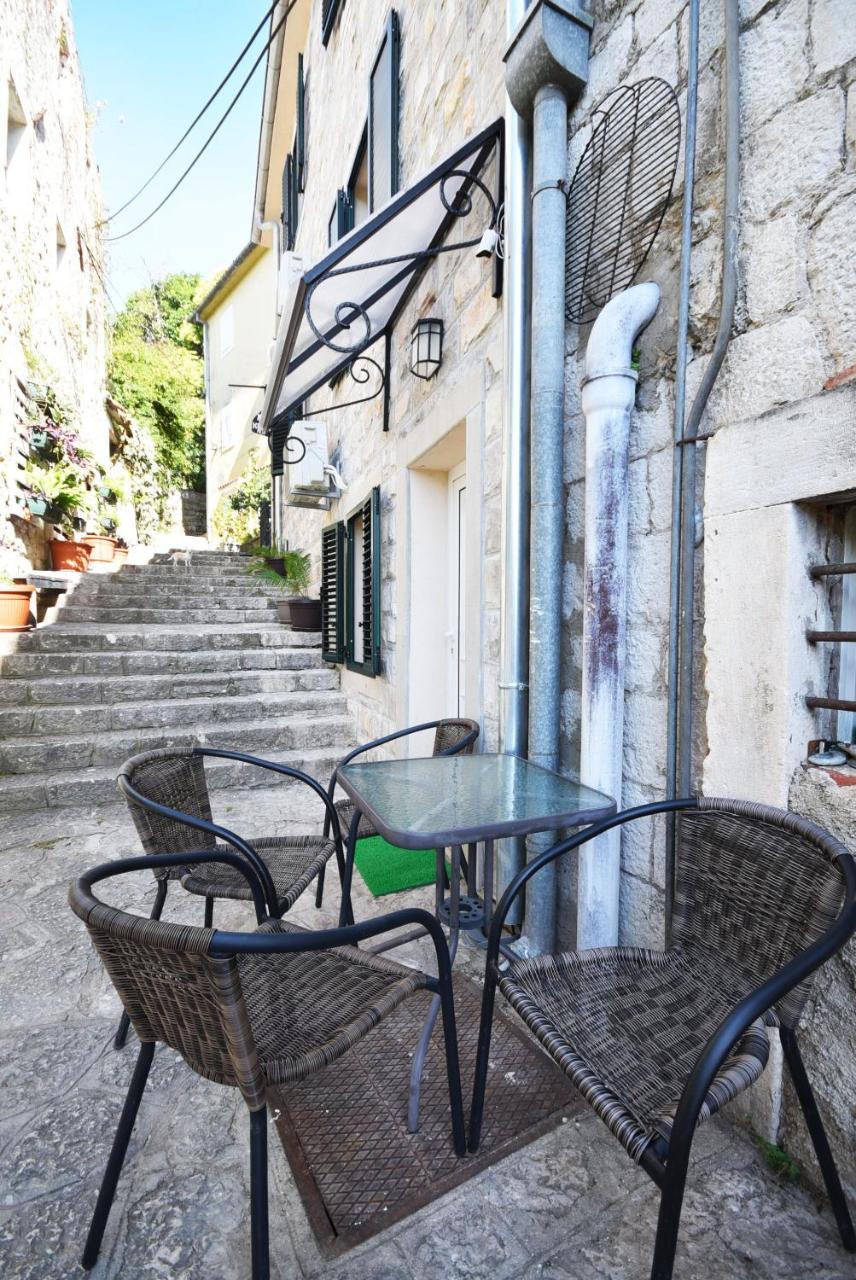 Vila Kula 1830 Apartments Herceg Novi Exterior foto